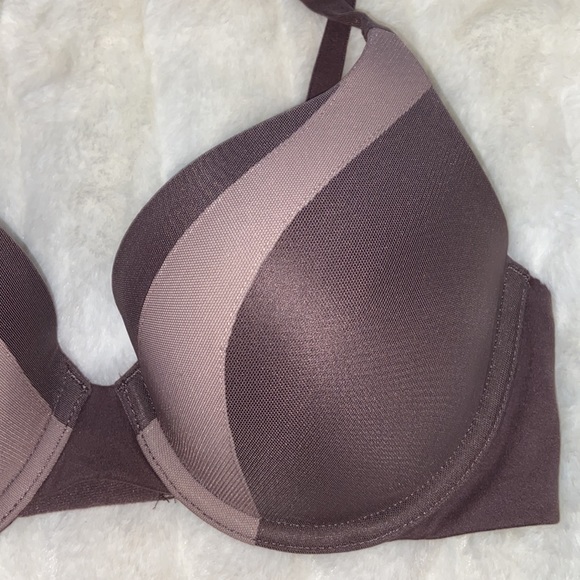 VICTORIA'S SECRET VS Body By Victoria Perfect Shape Bra Padded Wired Purple  32D - Picture 3 of 8